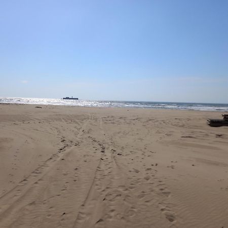 Helios 32, T2 Climatise, Parking, 500M Plage Agde Luaran gambar